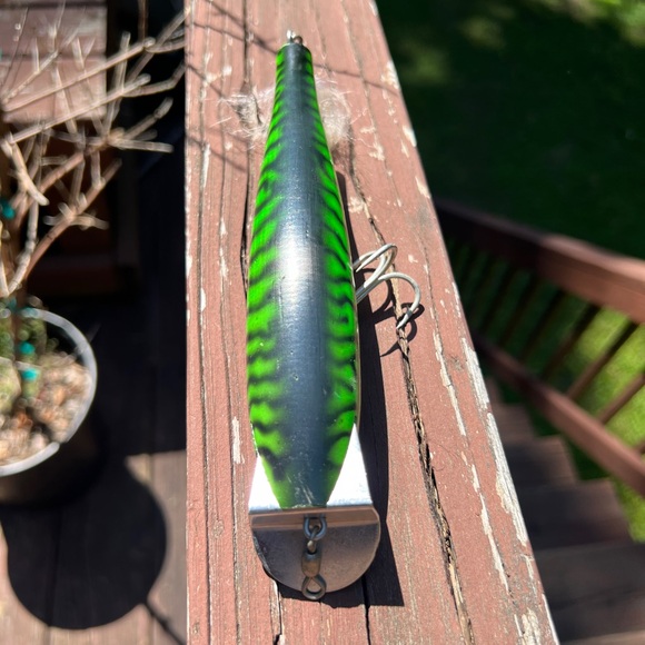 VINTAGE Green Striped Fishing Lure with hooks|Bait, Hunting,Camping, Boys-scout - Picture 3 of 17
